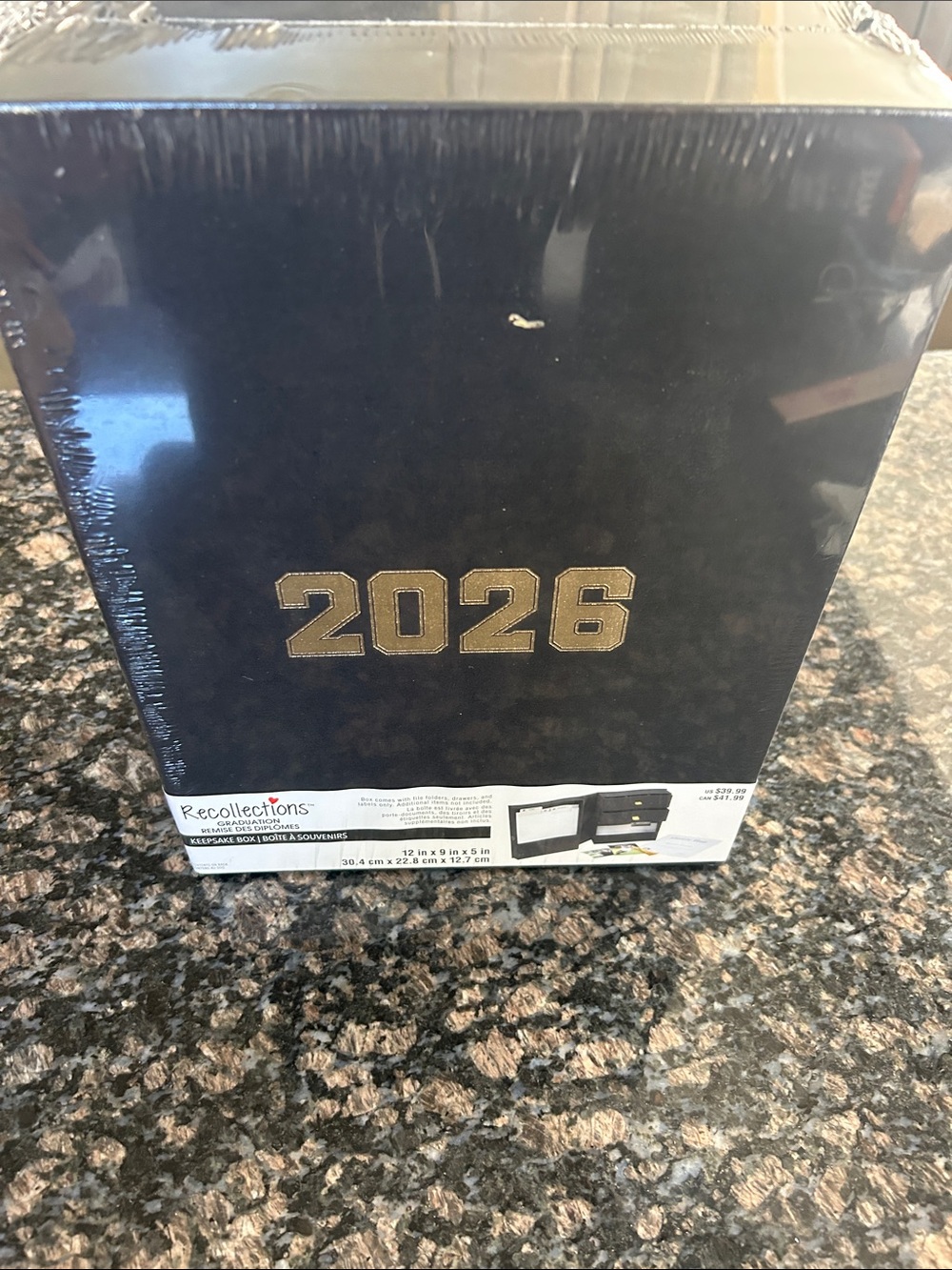 RECOLLECTIONS 2026 GRADUATION KEEPSAKE BOX NWT